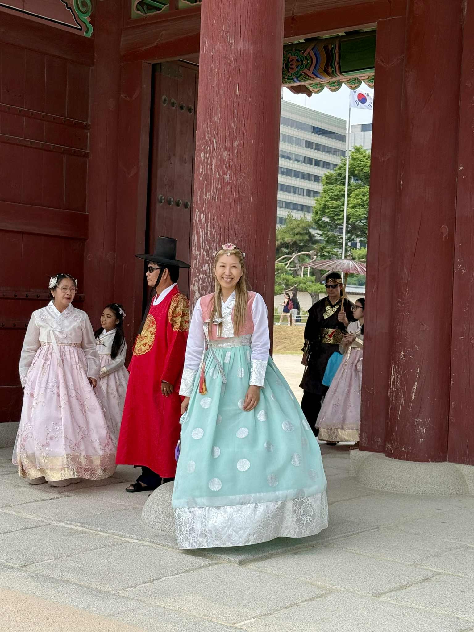 The Soprano in hanbok at Gyeongbokgung Palace. She lit up the entire courtyard.